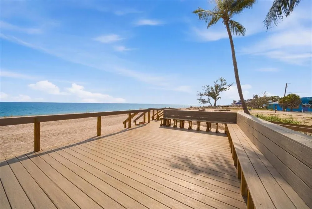 1480 GULF BOULEVARD #202 Englewood, FL 34223