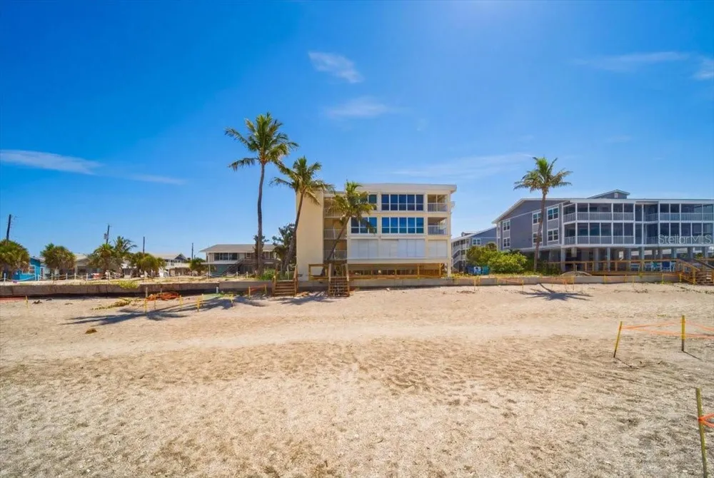 1480 GULF BOULEVARD #202 Englewood, FL 34223