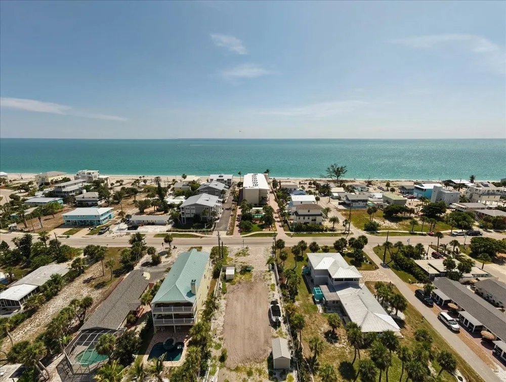 1480 GULF BOULEVARD #202 Englewood, FL 34223