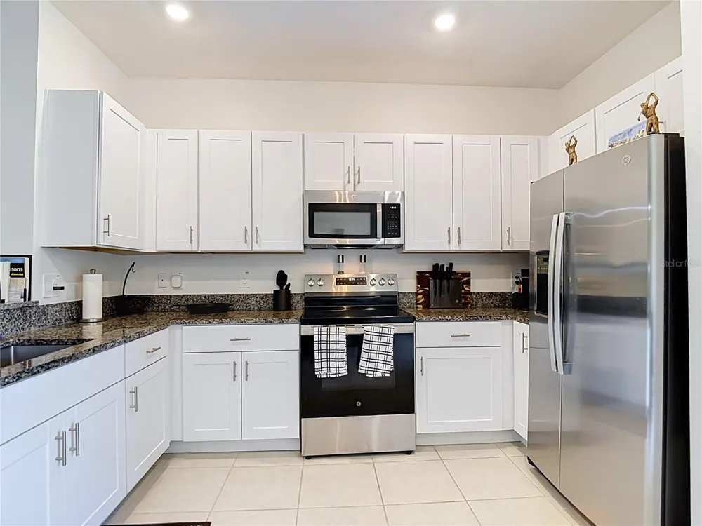 32067 SPICEBERRY STREET San Antonio, FL 33576