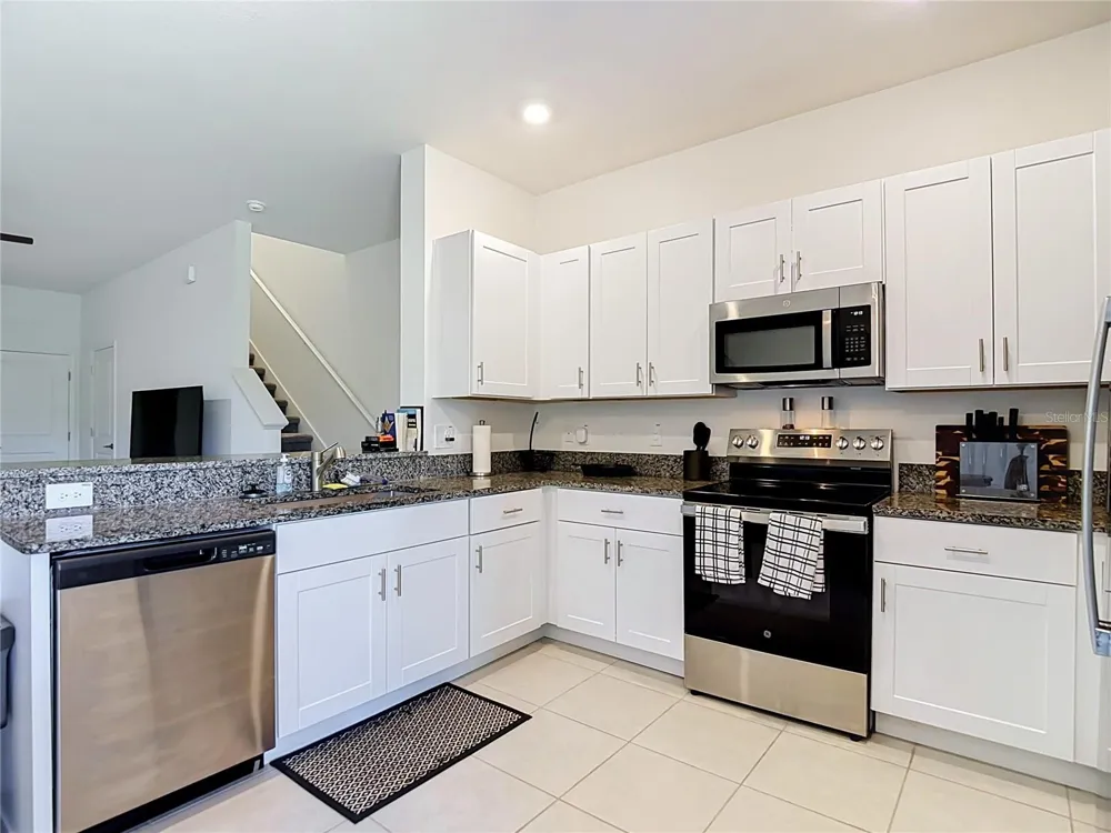 32067 SPICEBERRY STREET San Antonio, FL 33576