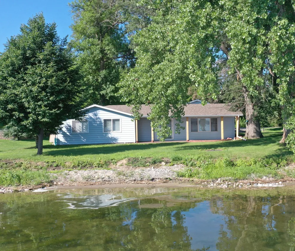 28224 S Shore Drive Starbuck, MN 56381