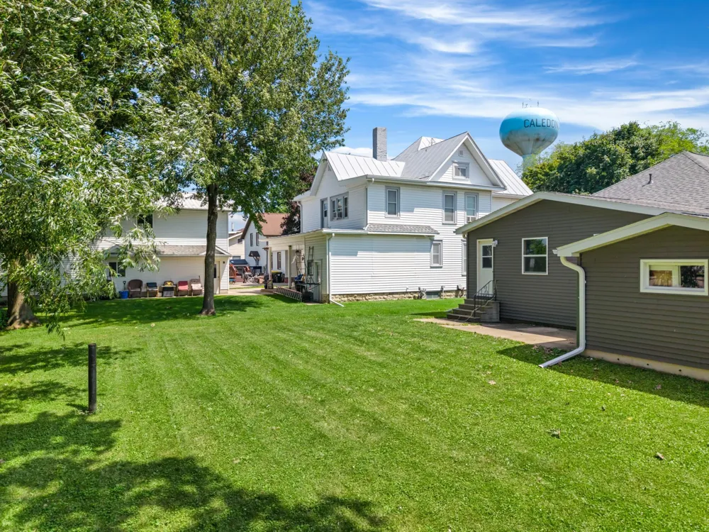 121 E Lincoln Street Caledonia, MN 55921