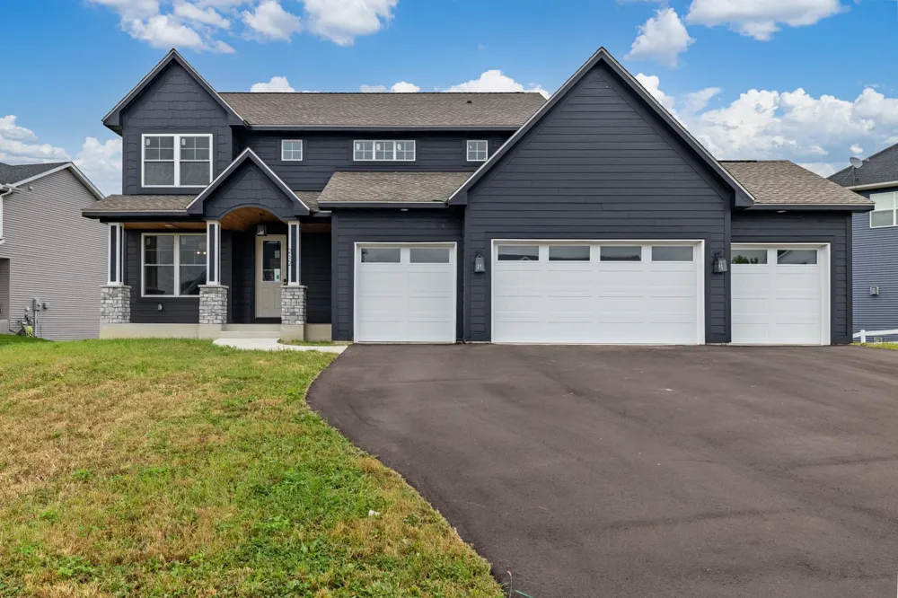 212 Lori Lane Delano, MN 55328