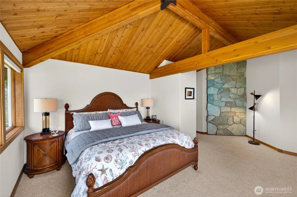 11752 Esther Lane Anacortes, WA 98221