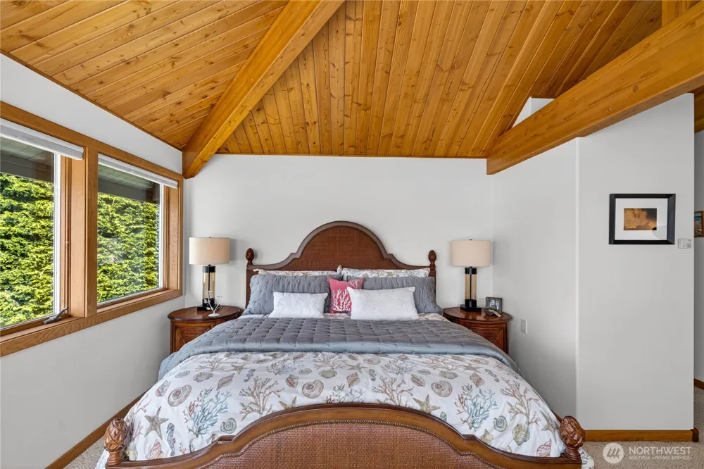 11752 Esther Lane Anacortes, WA 98221