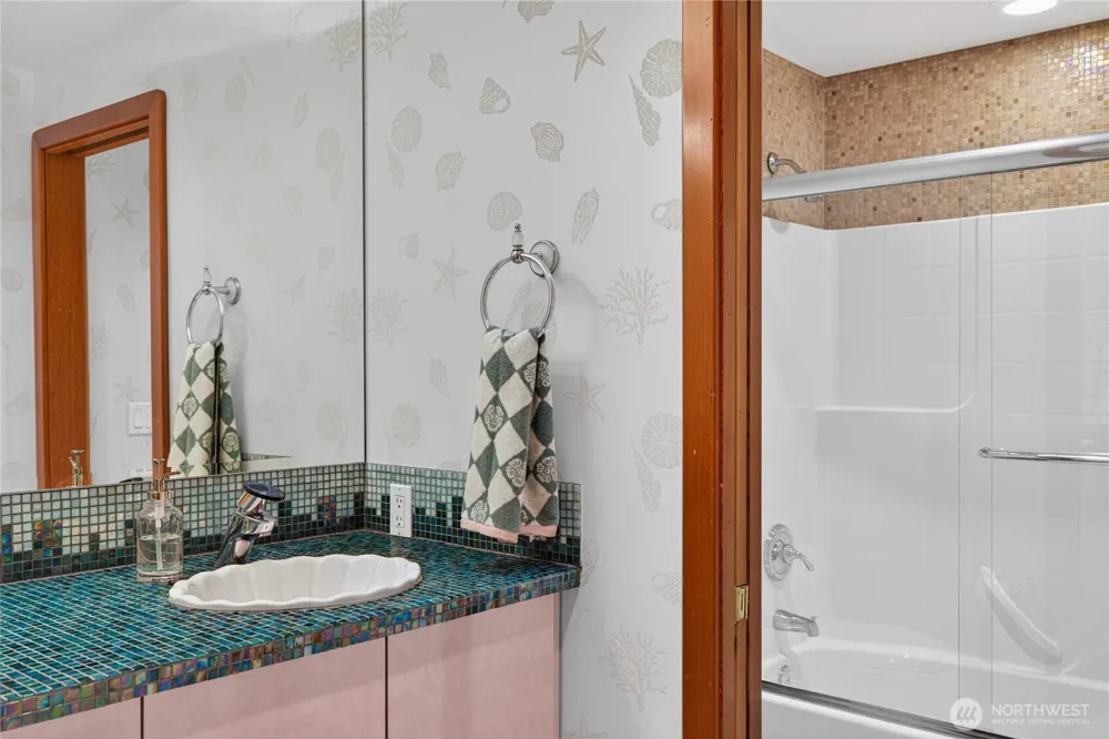 11752 Esther Lane Anacortes, WA 98221