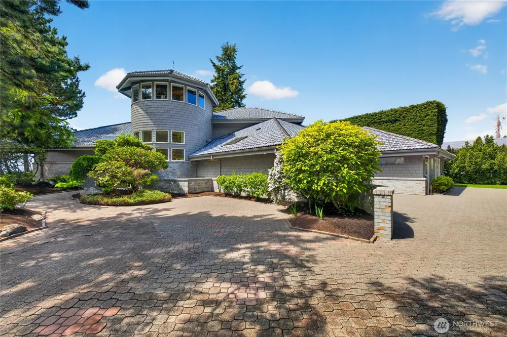 11752 Esther Lane Anacortes, WA 98221