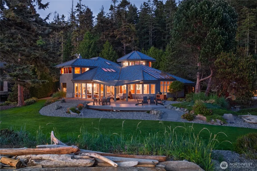 11752 Esther Lane Anacortes, WA 98221