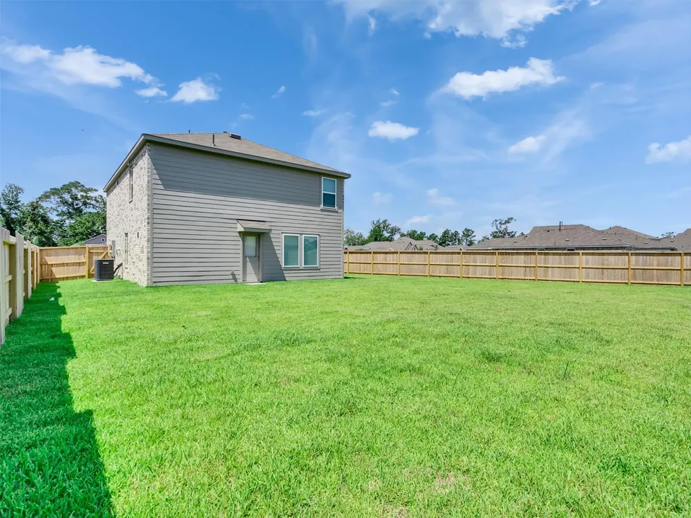 921 Capracotta Huffman, TX 77336
