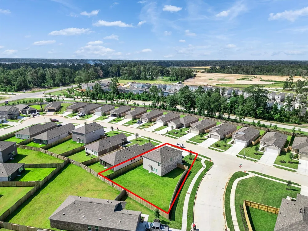921 Capracotta Huffman, TX 77336