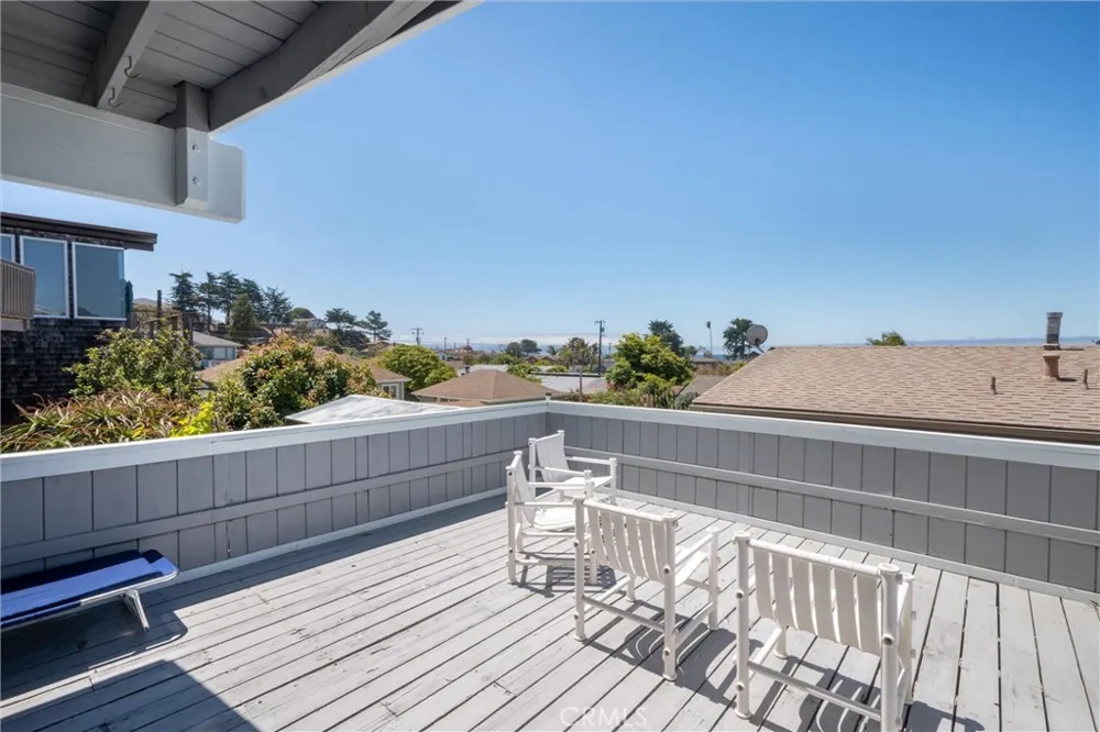 1124 S Ocean Avenue Cayucos, CA 93430