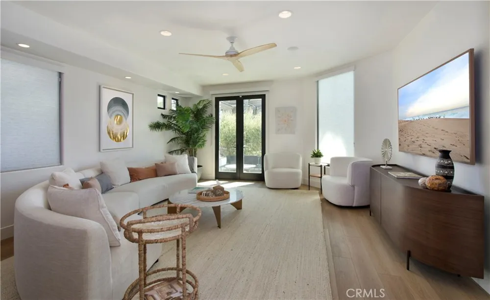 203 21st Huntington Beach, CA 92648
