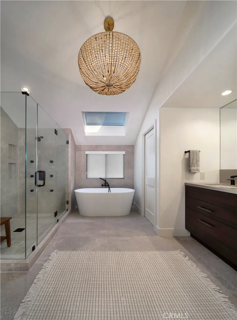 203 21st Huntington Beach, CA 92648
