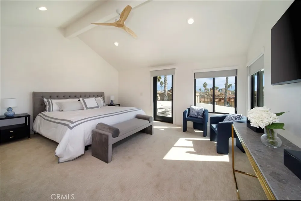 203 21st Huntington Beach, CA 92648