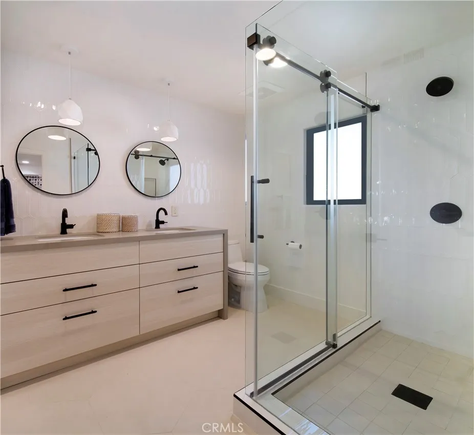 203 21st Huntington Beach, CA 92648