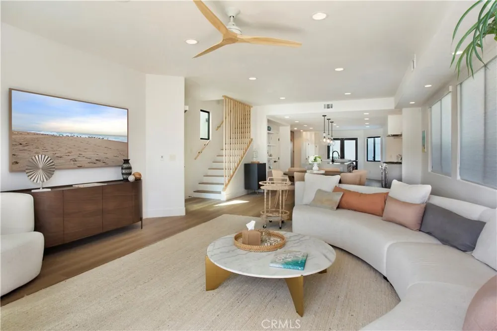 203 21st Huntington Beach, CA 92648