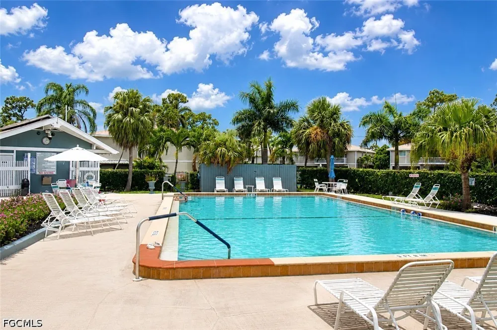 Queen Elizabeth Way #3 Fort Myers, FL 33907
