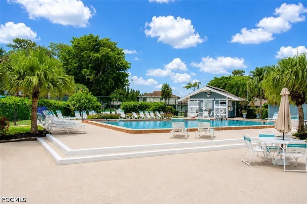 Queen Elizabeth Way #3 Fort Myers, FL 33907