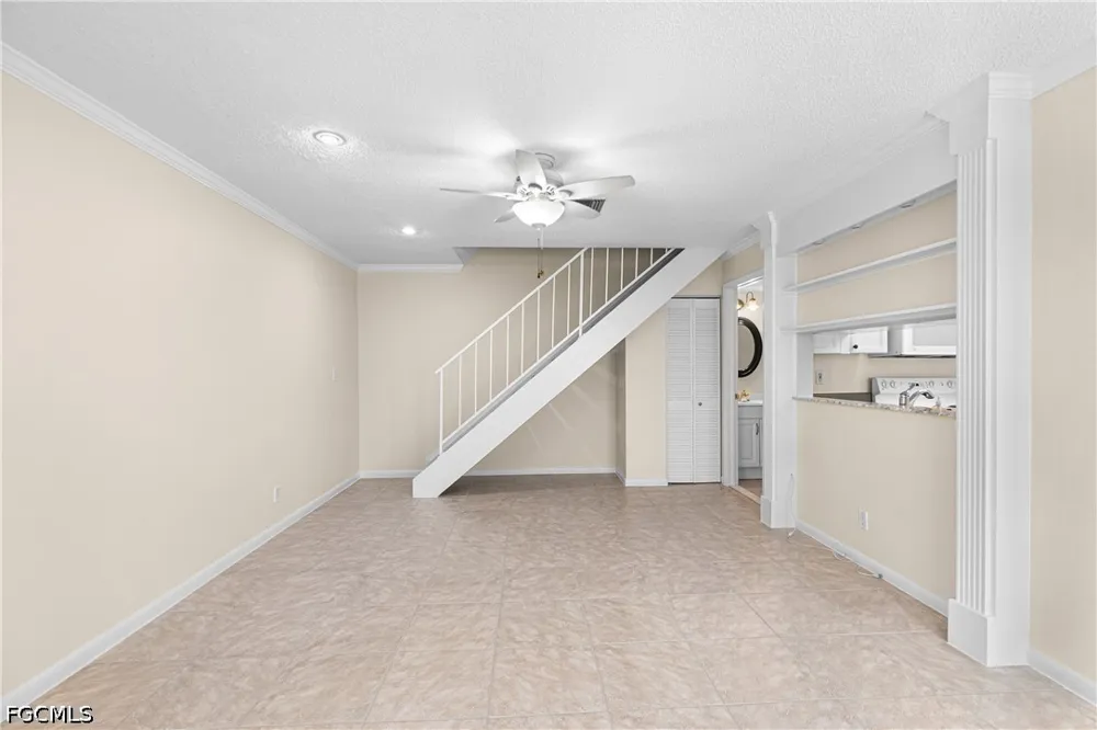 Queen Elizabeth Way #3 Fort Myers, FL 33907