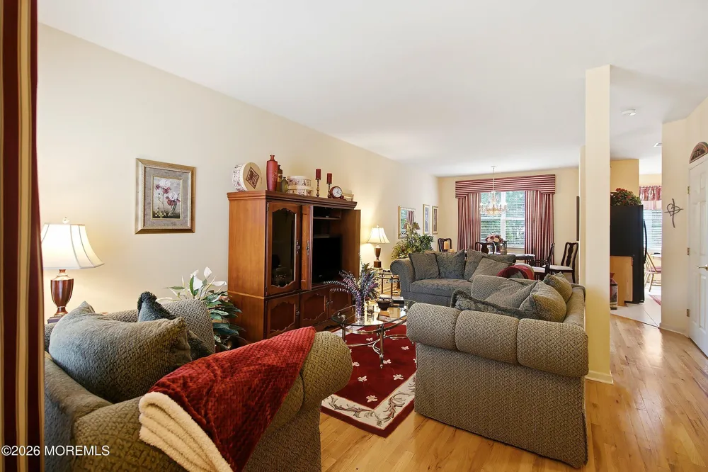 10 Wordsworth Court Hightstown, NJ 08520