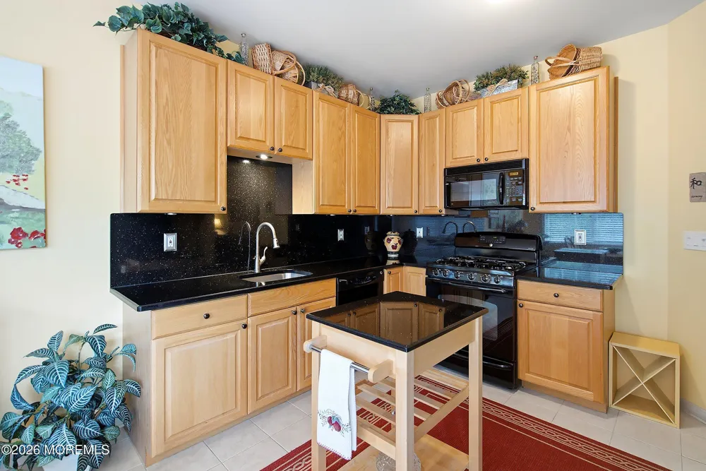 10 Wordsworth Court Hightstown, NJ 08520