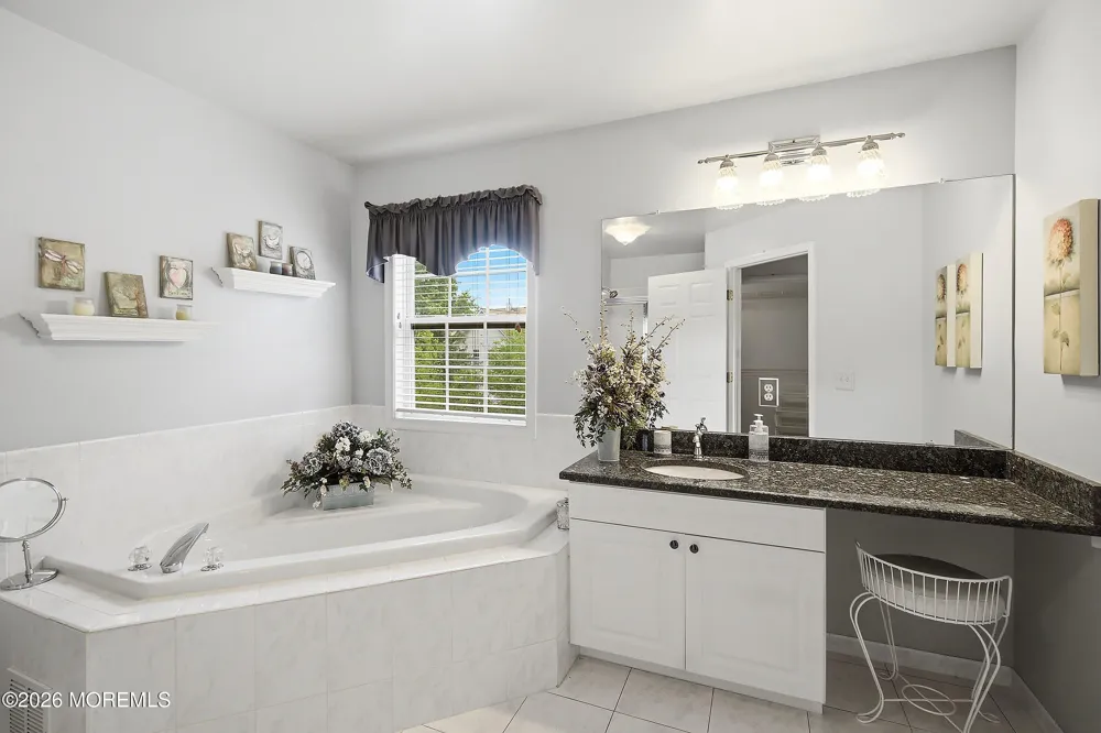 10 Wordsworth Court Hightstown, NJ 08520