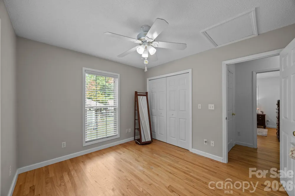 124 Lytle Cove Road Swannanoa, NC 28778