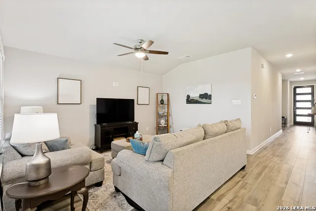 3113 Charyn Way New Braunfels, TX 78132