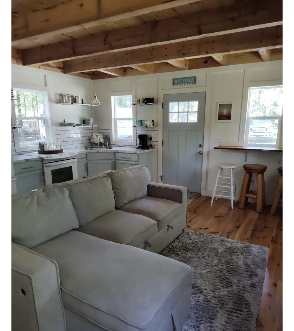 8523 W Easy Street Mears, MI 49436