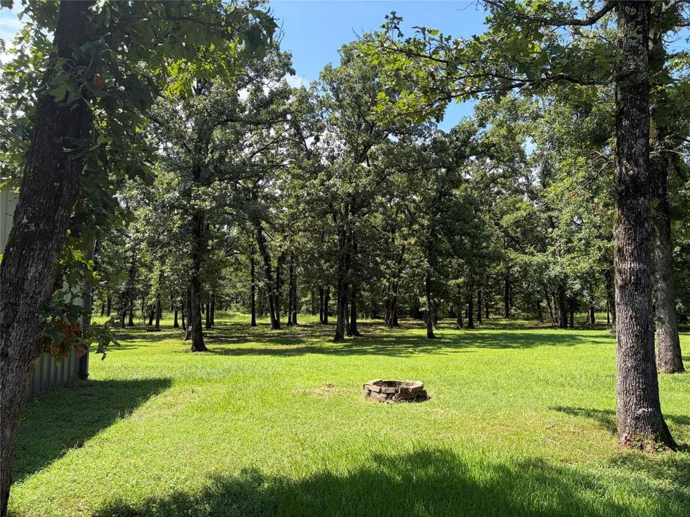 320 County Road 42560 Paris, TX 75462