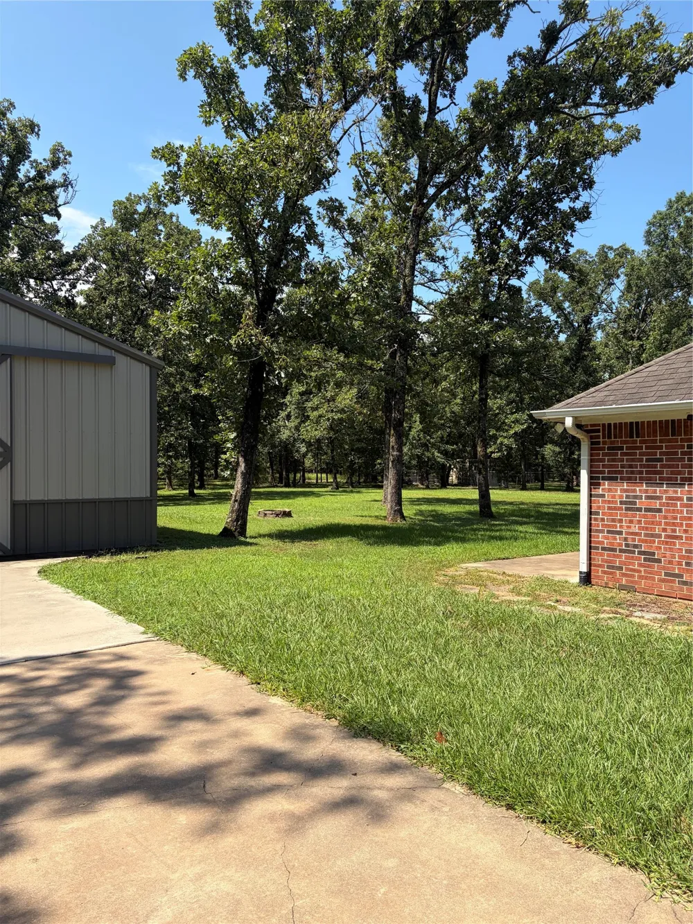 320 County Road 42560 Paris, TX 75462