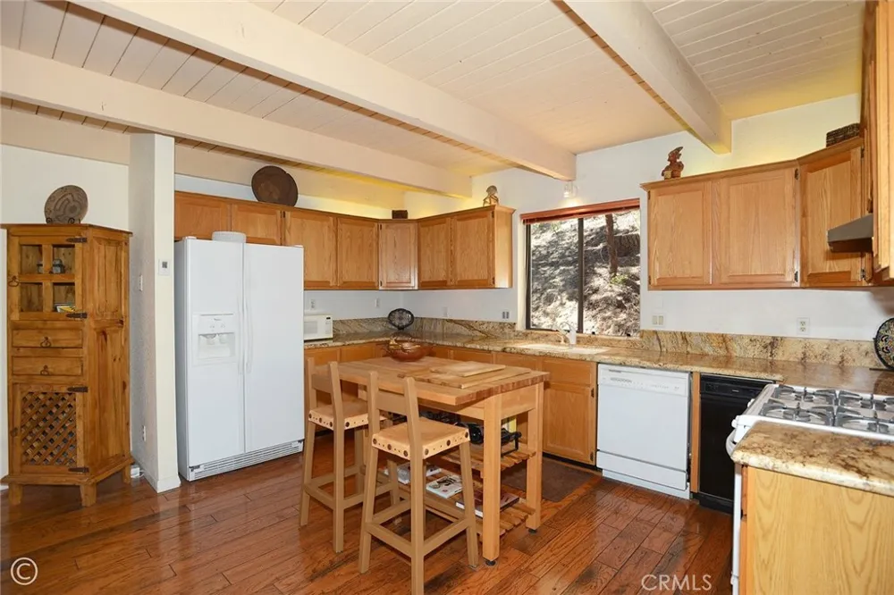 2027 Ivory Lane Pine Mountain Club, CA 93222