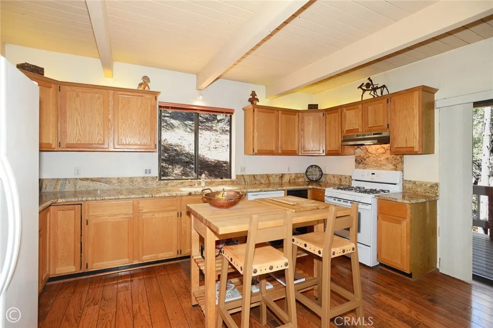 2027 Ivory Lane Pine Mountain Club, CA 93222
