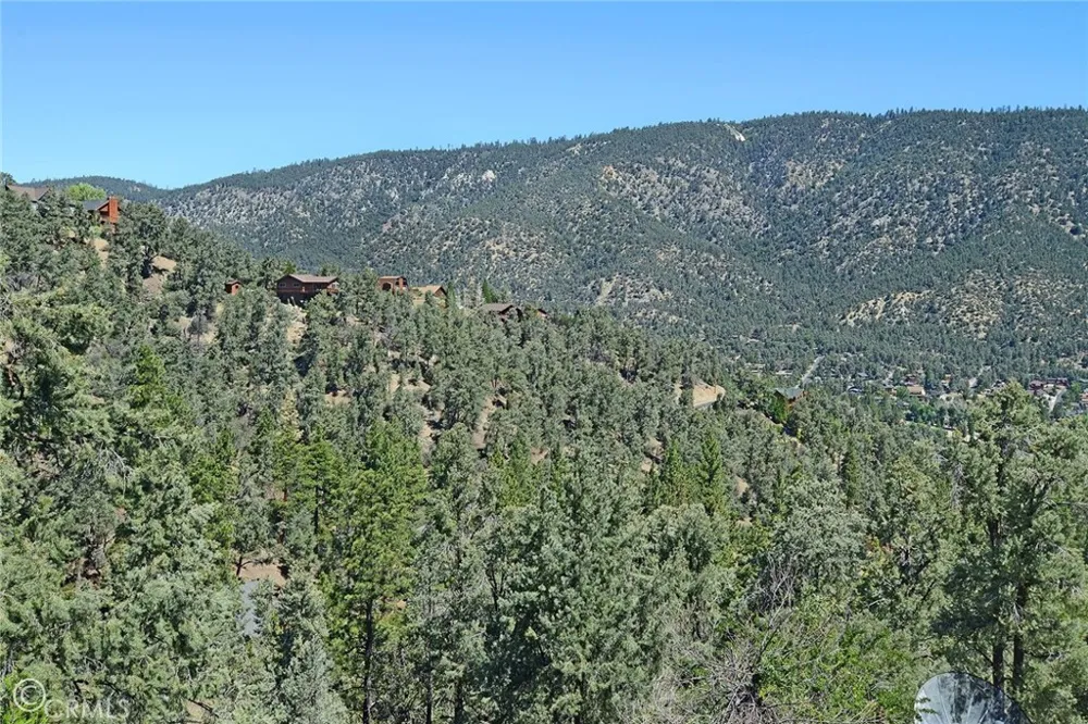 2027 Ivory Lane Pine Mountain Club, CA 93222