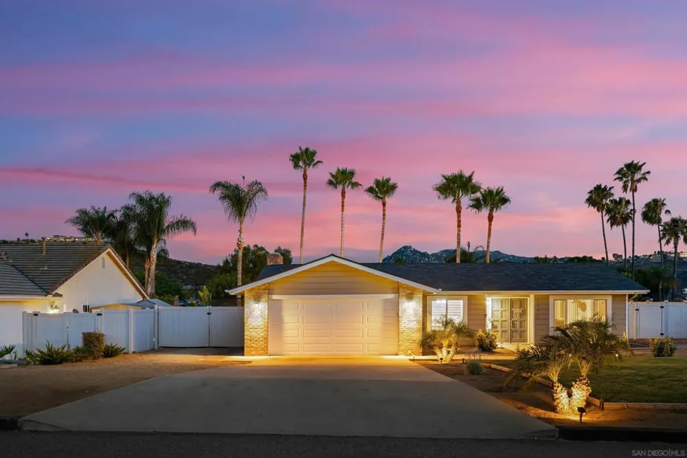23619 Barrego Way Ramona, CA 92065