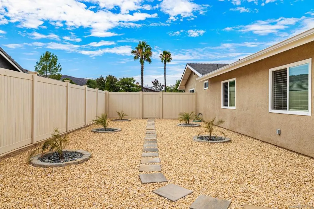 23619 Barrego Way Ramona, CA 92065