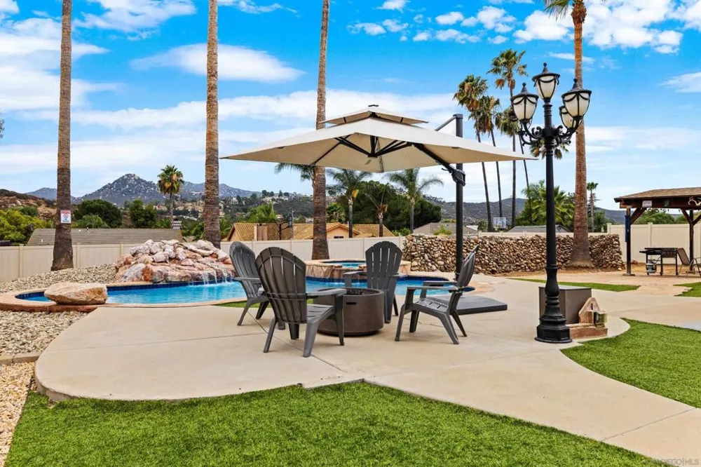 23619 Barrego Way Ramona, CA 92065