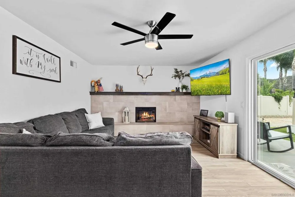 23619 Barrego Way Ramona, CA 92065