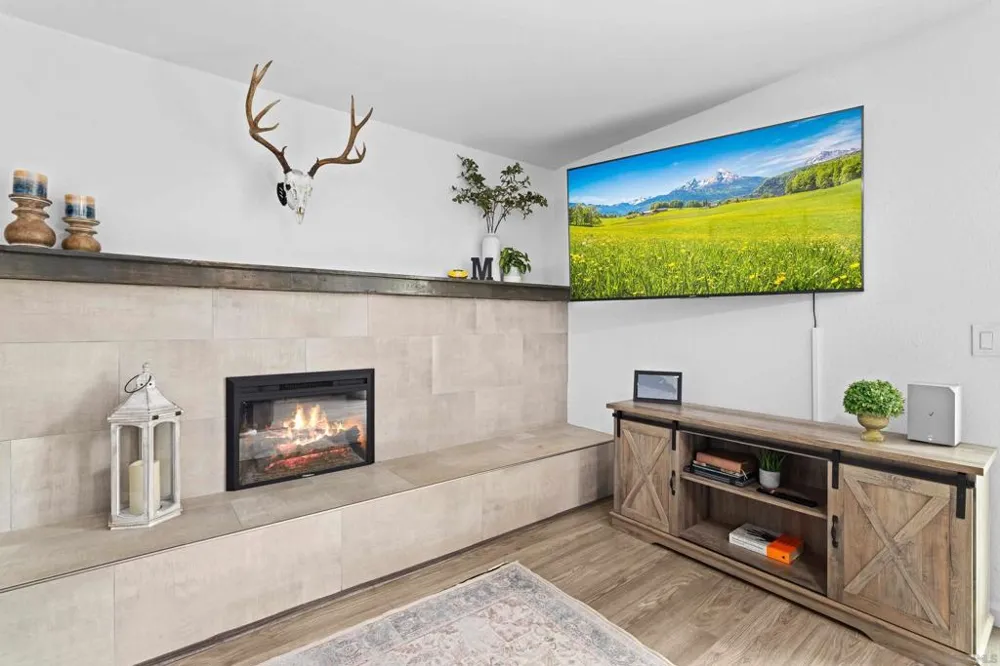 23619 Barrego Way Ramona, CA 92065