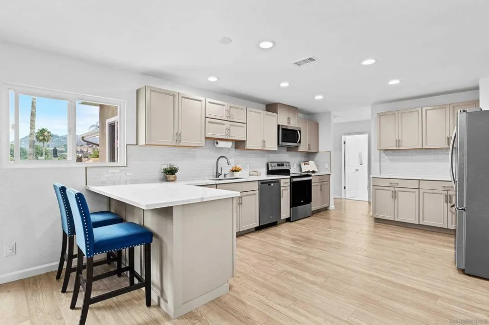 23619 Barrego Way Ramona, CA 92065