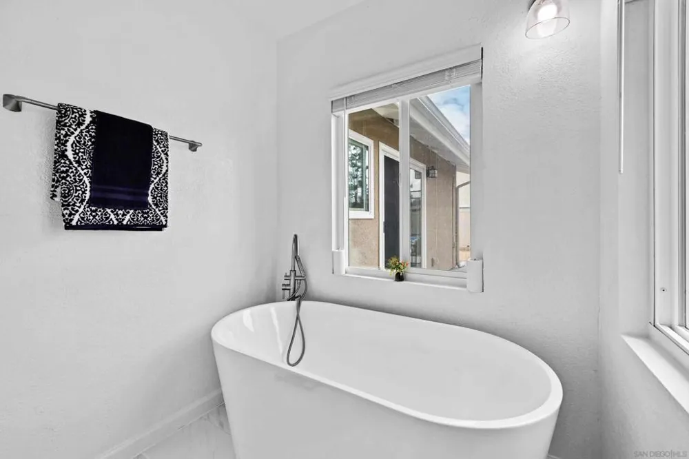 23619 Barrego Way Ramona, CA 92065