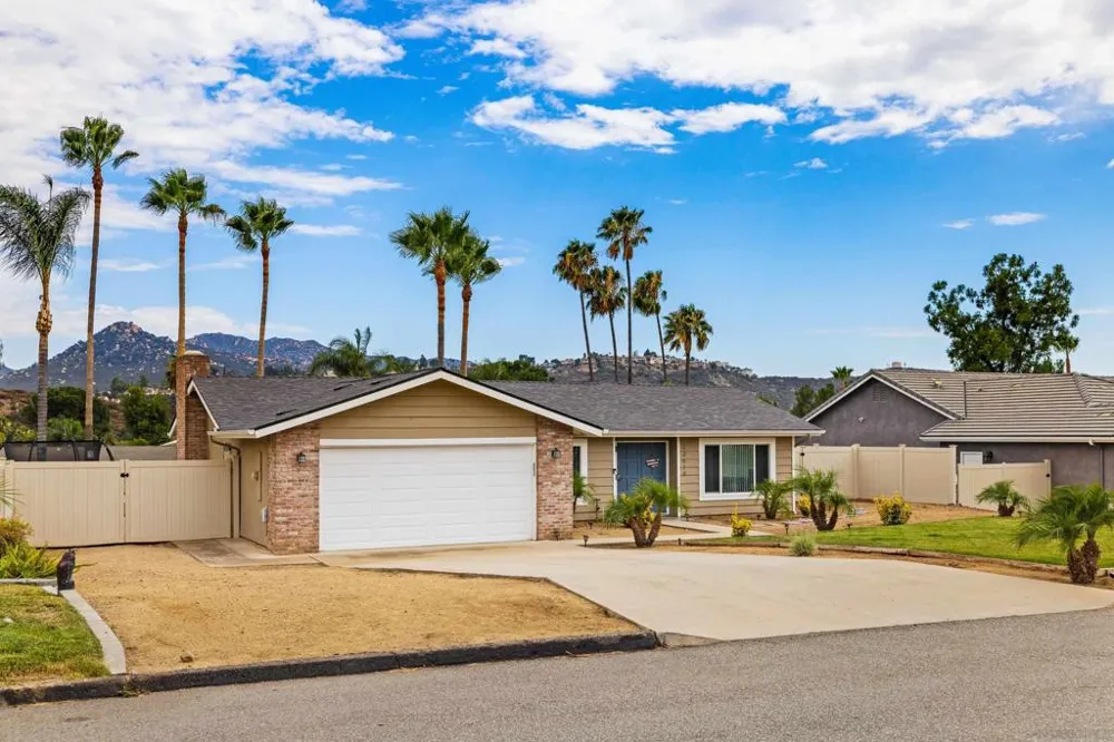 23619 Barrego Way Ramona, CA 92065