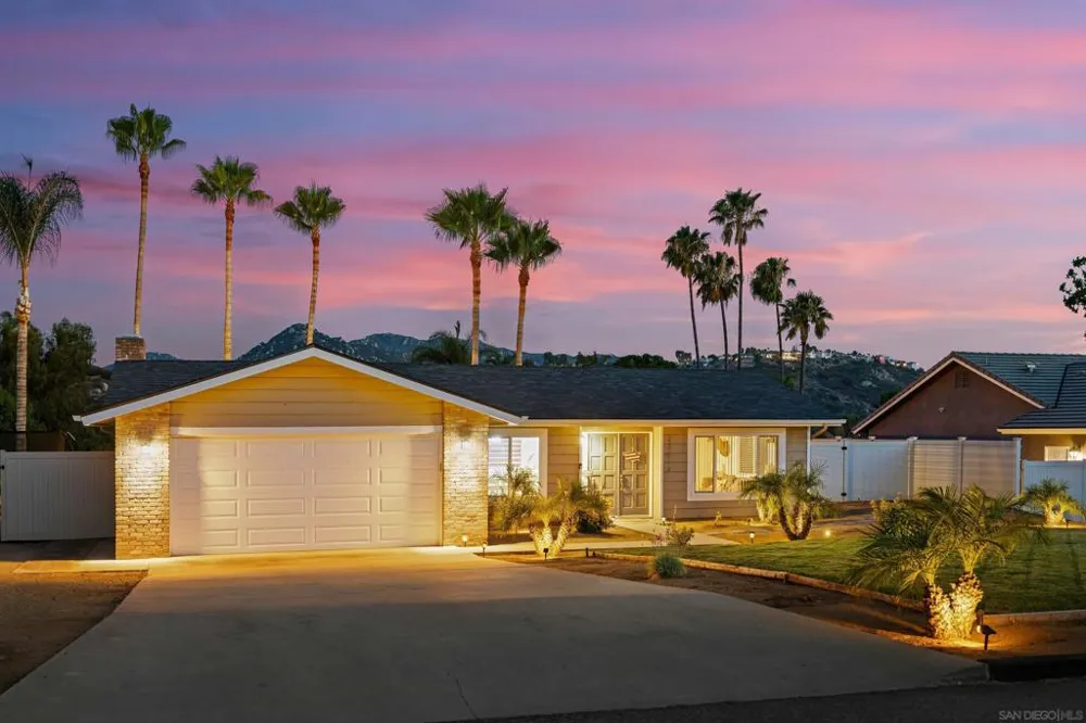 23619 Barrego Way Ramona, CA 92065