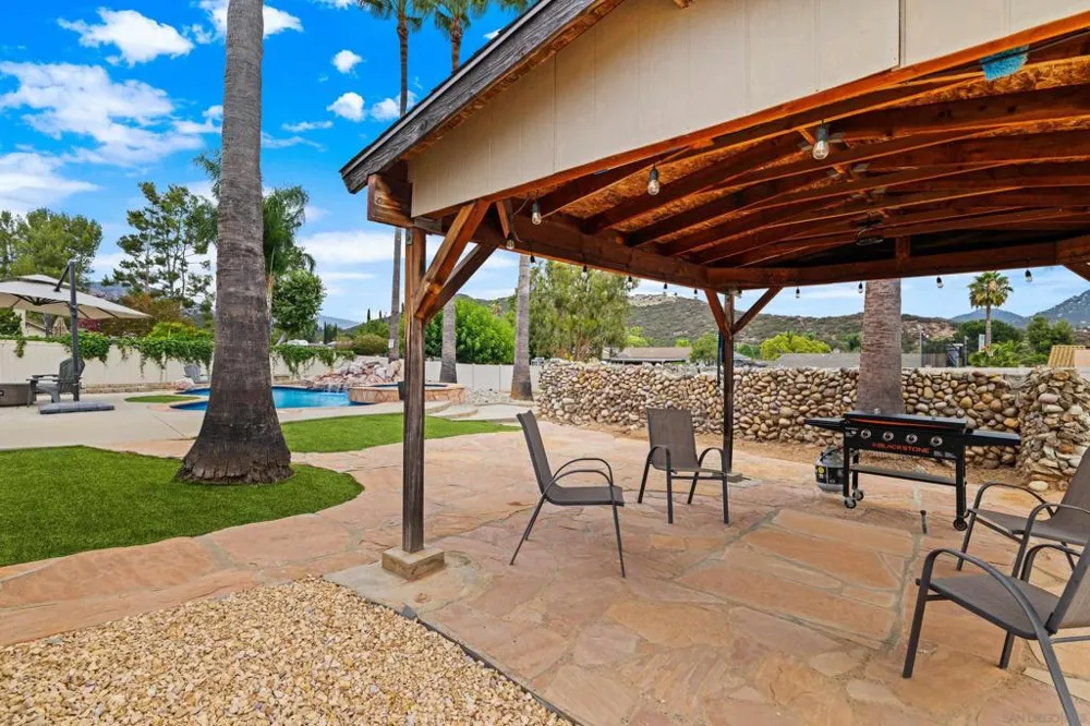 23619 Barrego Way Ramona, CA 92065