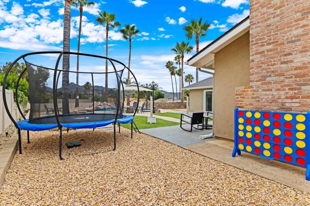 23619 Barrego Way Ramona, CA 92065