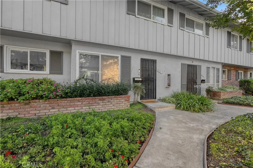 1111 E 1st Tustin, CA 92780