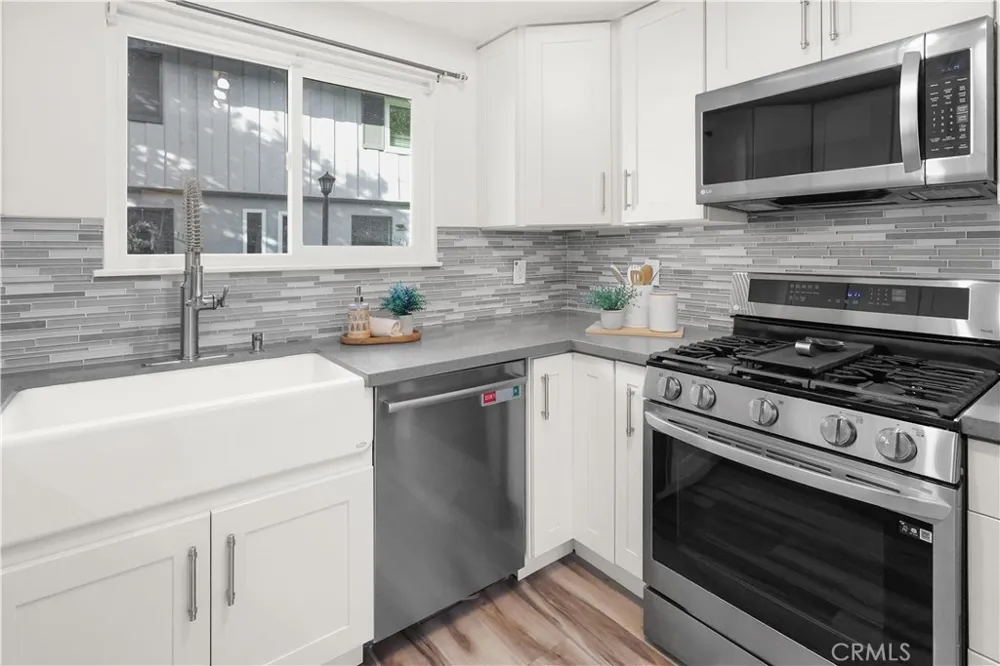1111 E 1st Tustin, CA 92780
