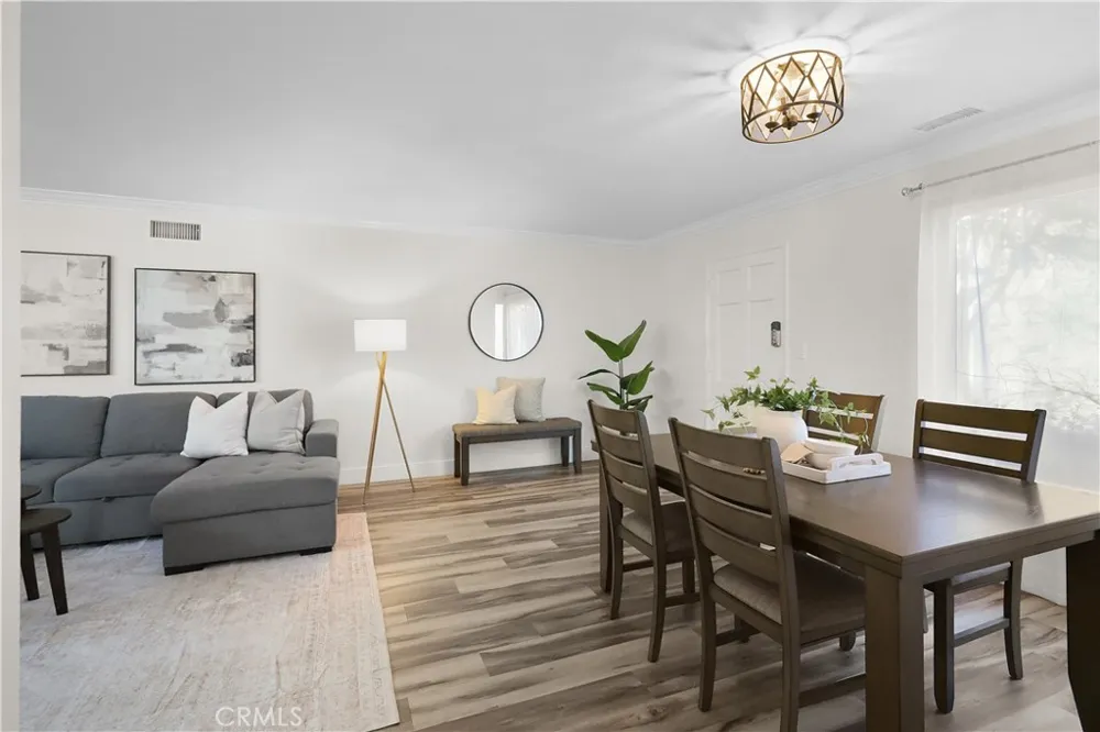 1111 E 1st Tustin, CA 92780