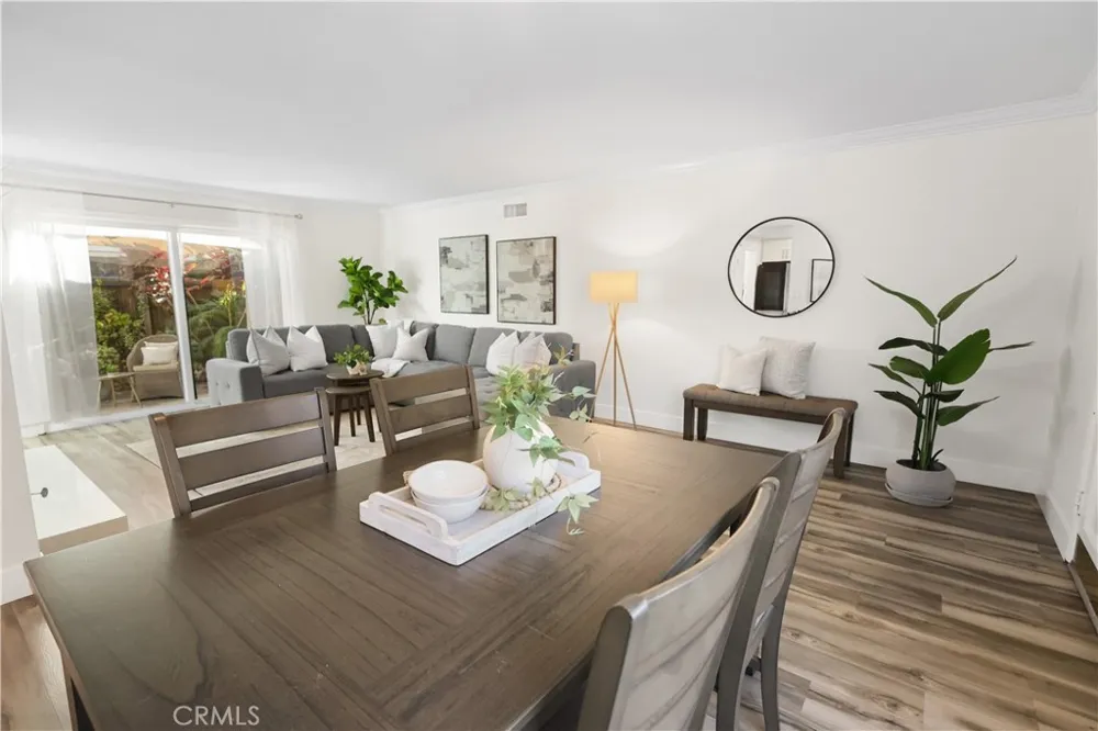1111 E 1st Tustin, CA 92780